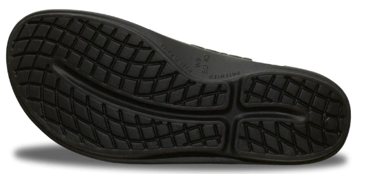 Oofos Women's Oolala Luxe Sandal - Black